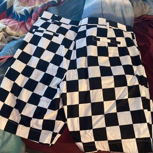 Mens LoudMouth shorts size 42 waist. Black and white checker design like new